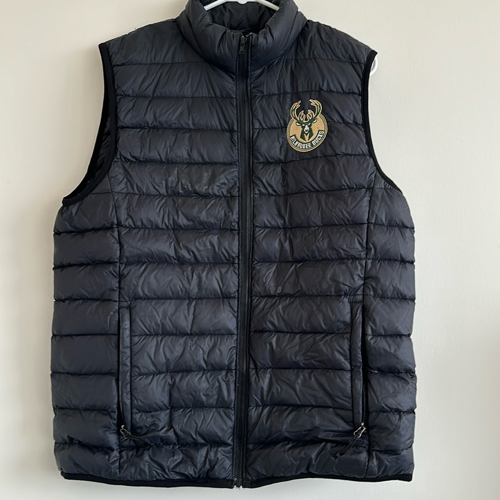 Milwaukee Bucks Puffervest